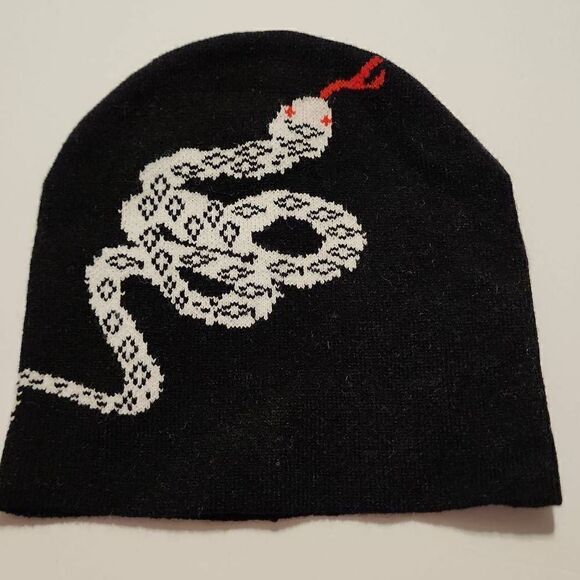 Unbranded Unisex Black Knit Beanie with Snake NWOT - Picture 1 of 5